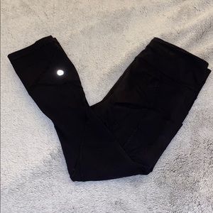 black lulu lemon leggings